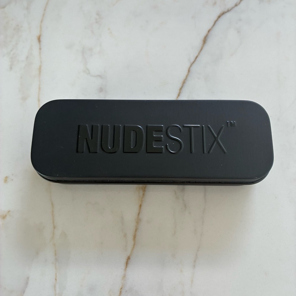 Nudestix Lip and Cheek Pencil with tin Case. Brand new! Sealed. Colour= wicked - Picture 2 of 9